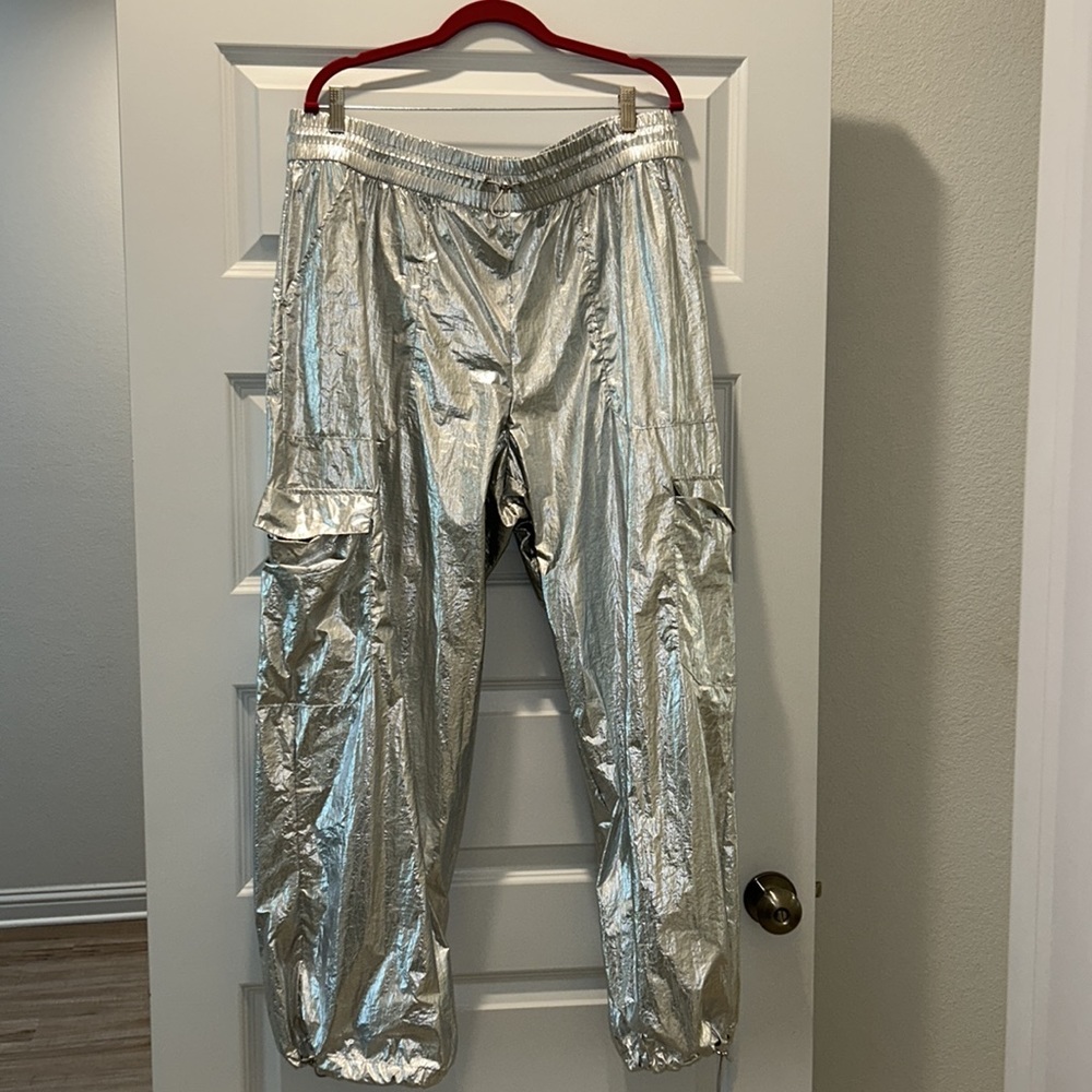Women's Mid-Rise Slim Straight Fit Jogger Pants - A New Day Silver XXL - Picture 3 of 3